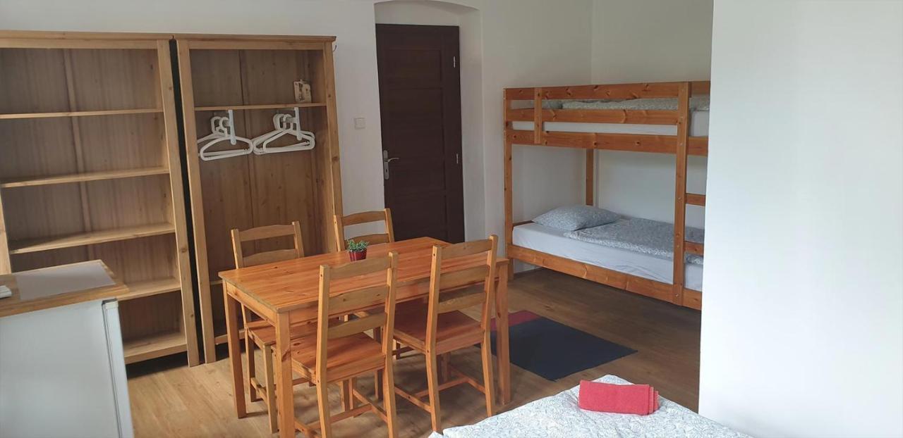 Penzion A Restaurace U Baby Subrovy Hotel Kokorin Екстериор снимка