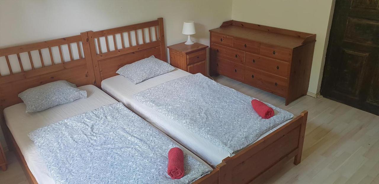 Penzion A Restaurace U Baby Subrovy Hotel Kokorin Екстериор снимка