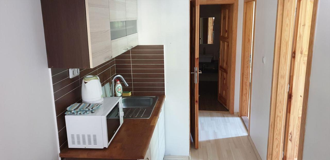 Penzion A Restaurace U Baby Subrovy Hotel Kokorin Екстериор снимка